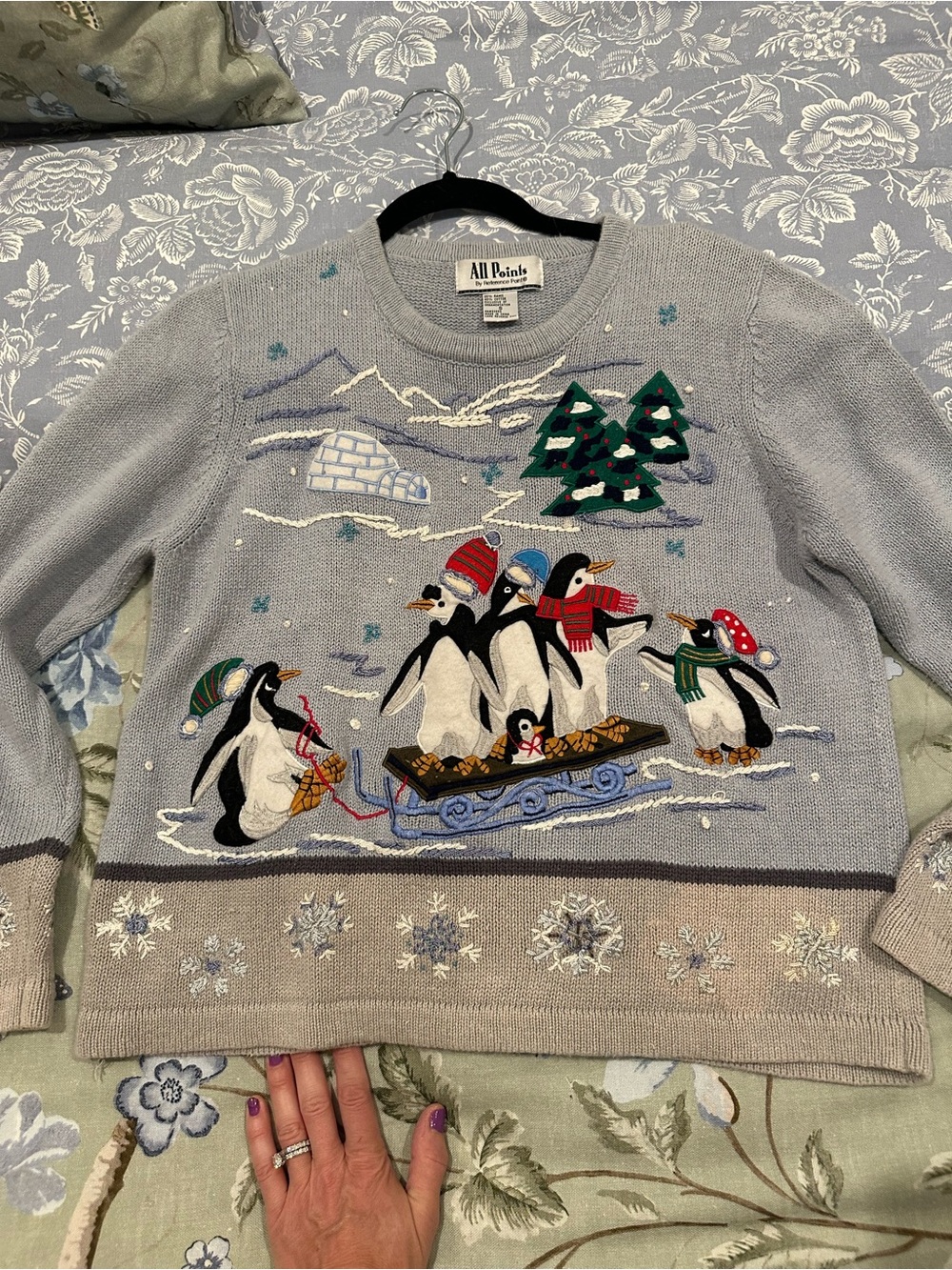 Christmas Small Women’s Light Gray Penguin Holiday Sweater